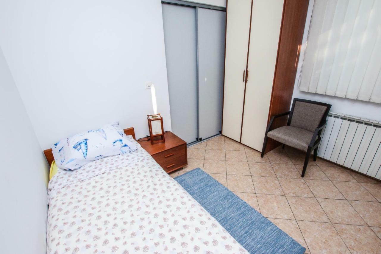 Апартаменты Apartman Mario Пореч Экстерьер фото