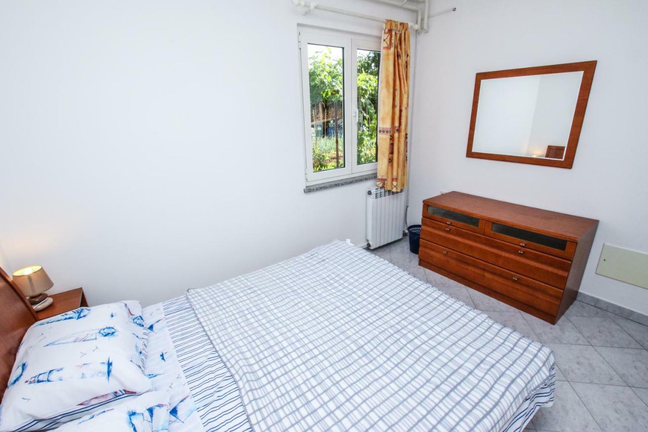 Апартаменты Apartman Mario Пореч Экстерьер фото